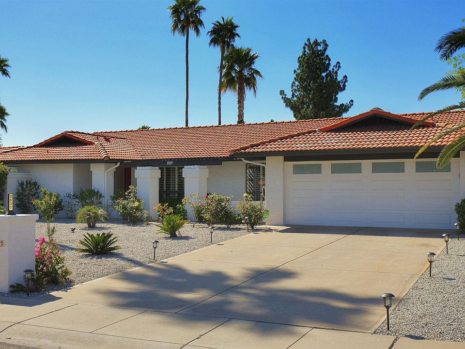 1st image of 2537 E Sierra St