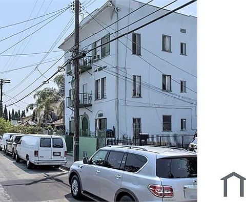 1st image of 2222 Inez St