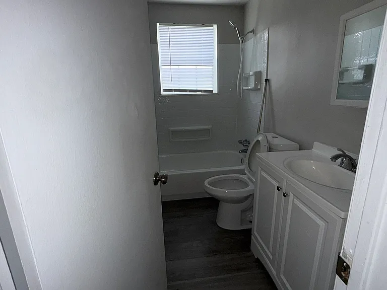 3009 Mid Dale Ln #2 — Photo 4