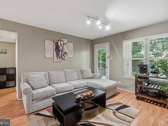 4th image of 3303 Wyndham Cir APT 243