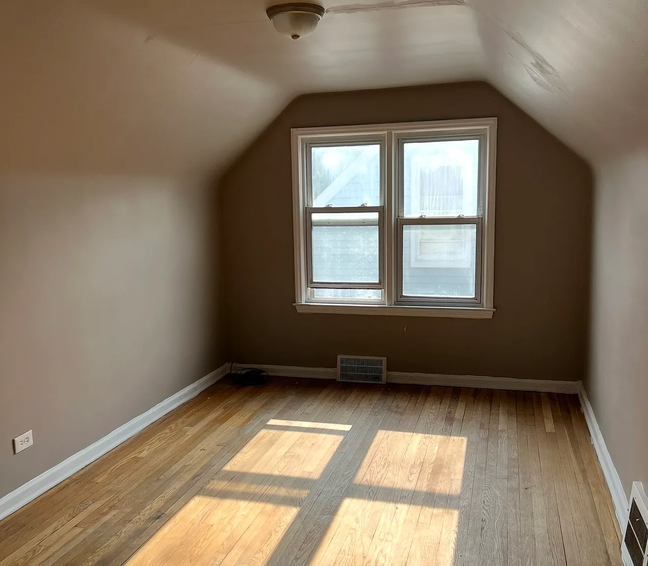 8289 Standard Ave — Photo 3