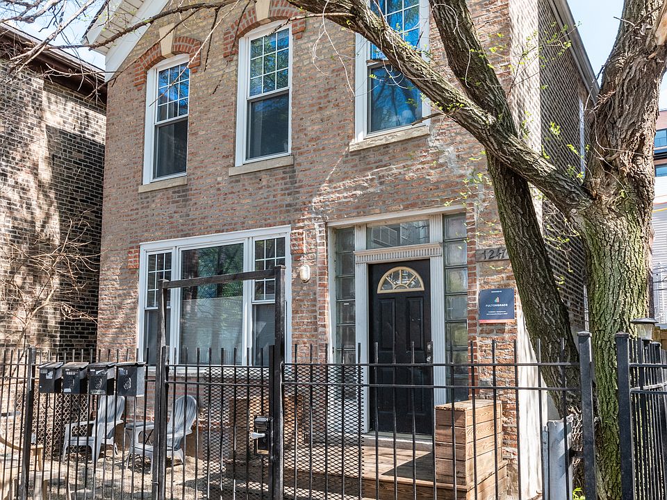 1st image of 1247 N Paulina St APT 2R
