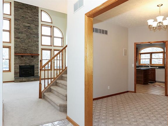 2nd image of 2125 Lost Oaks Ln