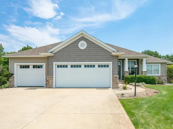 59616 Park Side Dr, Elkhart, IN 46517