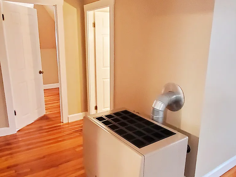 137 Adams St #3 — Photo 10