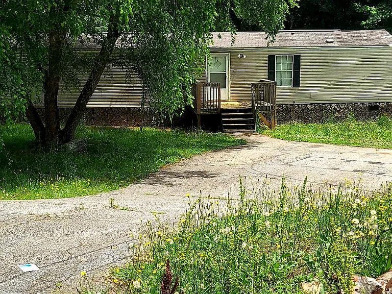 5 Holden Ct — Photo 1