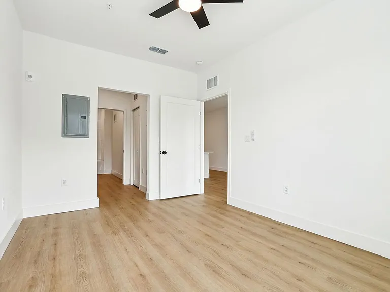 The Milk Stacks: Boutique Luxury Living in Downtown Orlando's Milk District — Photo 39