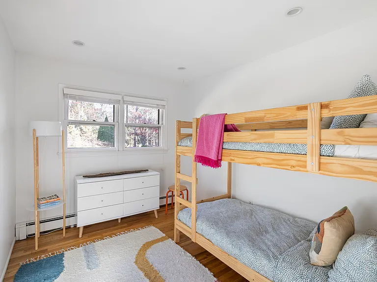 27 Sandra Rd — Photo 12