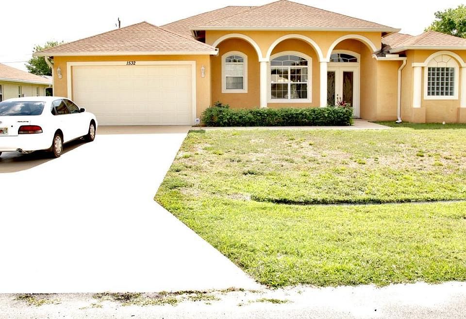 1st image of 1532 SW Medley Ln