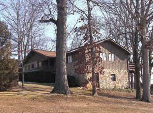 778 McKenzie Dr, Dandridge, TN 37725