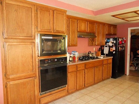 4th image of 1740 Parker Polich Ct