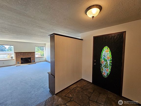 4th image of 1445 Arnold Road