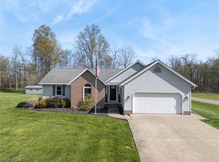 8863 Lynnpark St NE, Alliance, OH 44601
