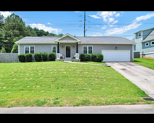 194 Neely Cir NE Photo 1