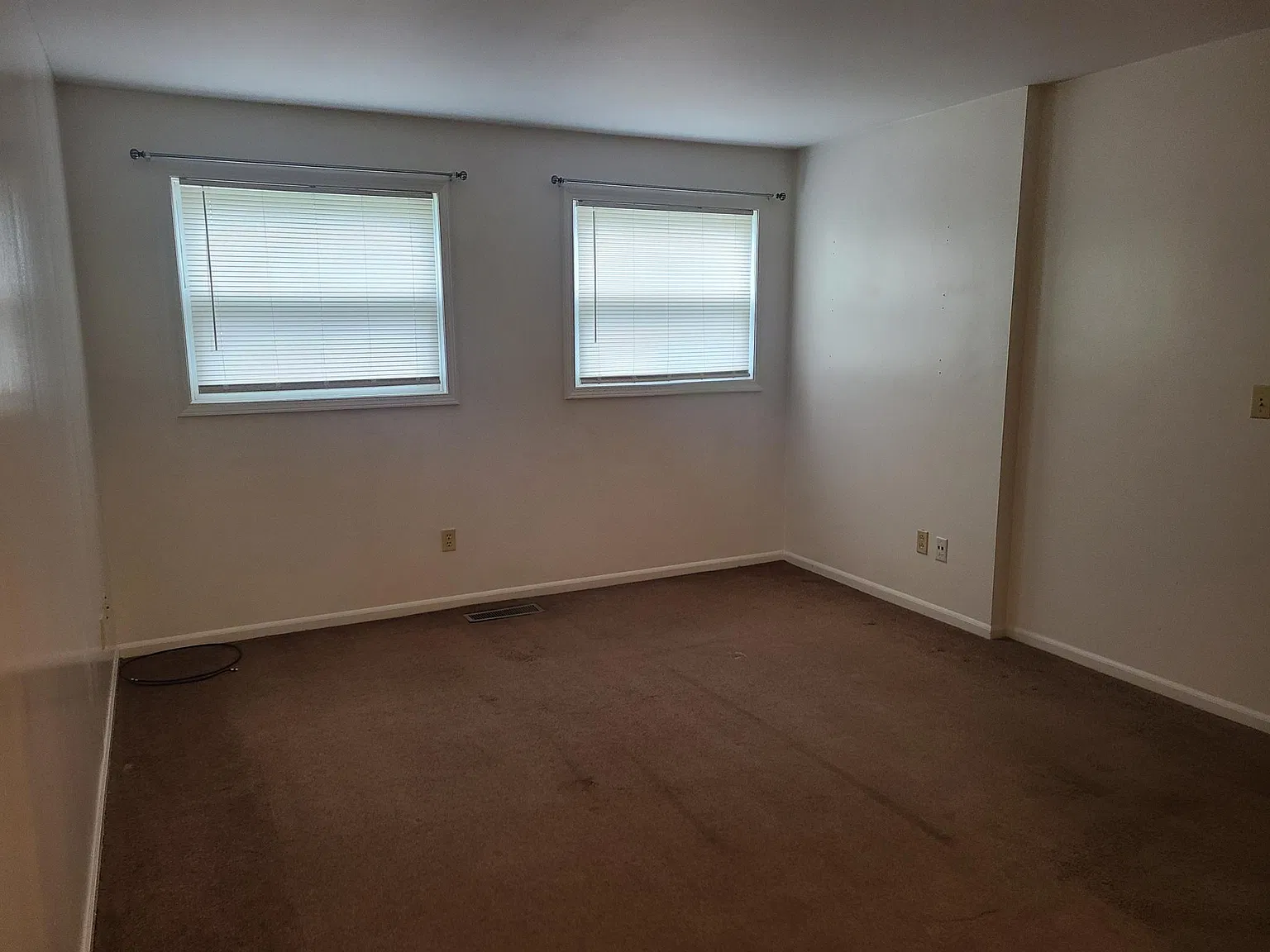 1 bed, 550 sqft, $925 — Photo 2