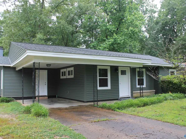 2211 11th St SE, Decatur, AL 35601