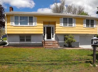 943 Pleasant St, Brockton, MA 02301