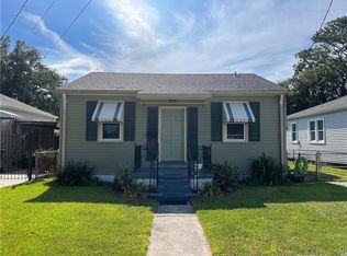 620 Metairie Lawn Dr, Metairie, LA 70001