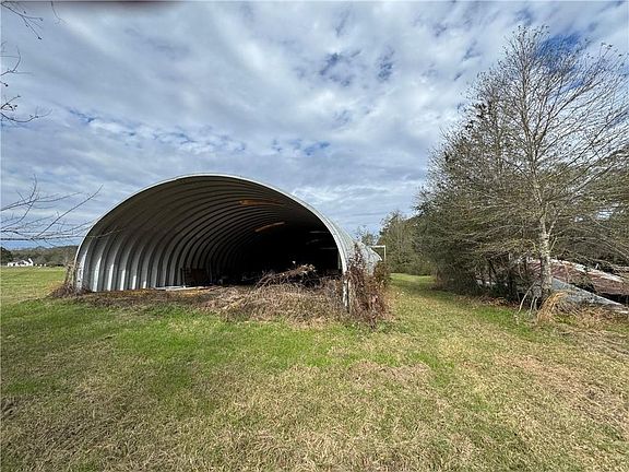 3rd image of Ed Yates Rd