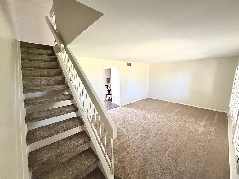 2508 Via Astuto — Photo 3