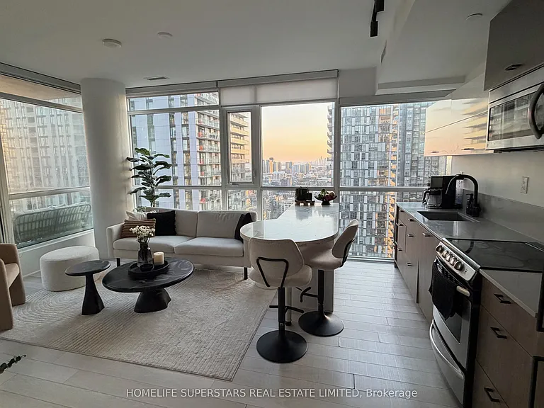 290 Adelaide St W #3411 — Photo 3