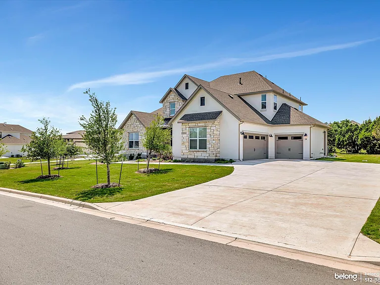 318 Prairie Clover Dr — Photo 2