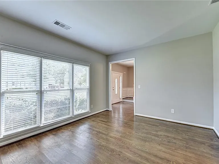 7470 Brookwood Way — Photo 9