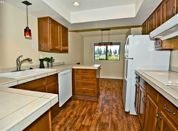 5th image of 8900 NE 36th St APT 2
