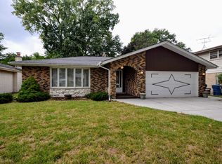 9148 S Keeler Ave, Oak Lawn, IL