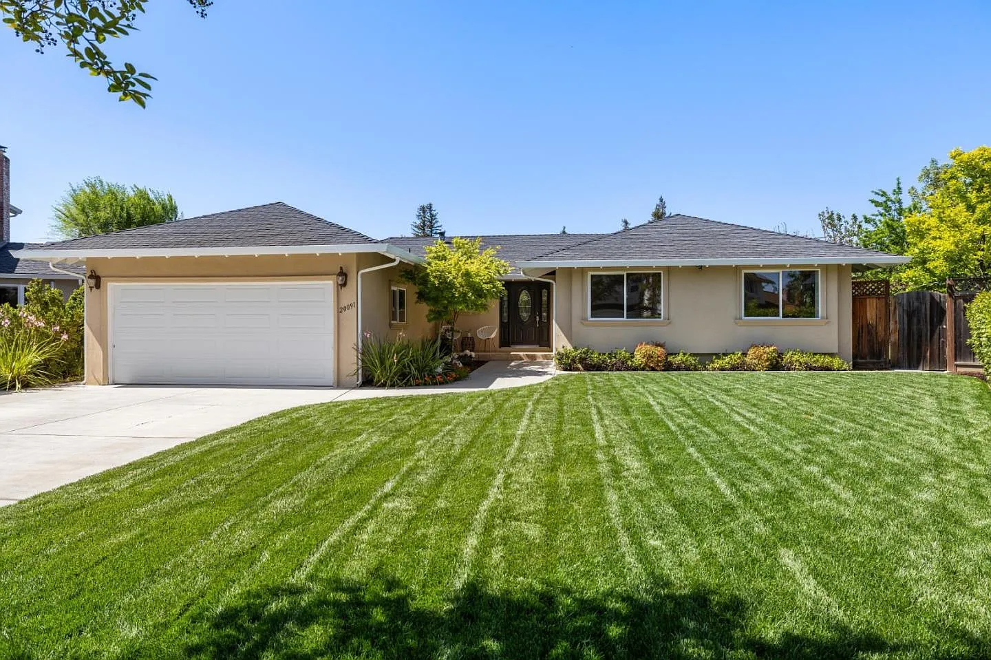 20091 La Roda Ct photo 1
