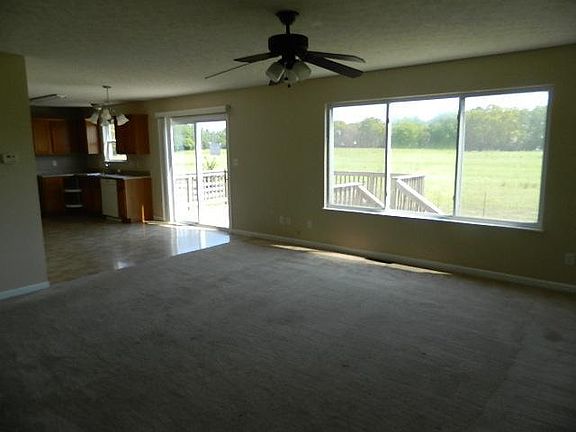 4th image of 7444 Country Walk Dr