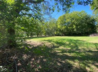 107 York St, Wills Pt, TX 75169