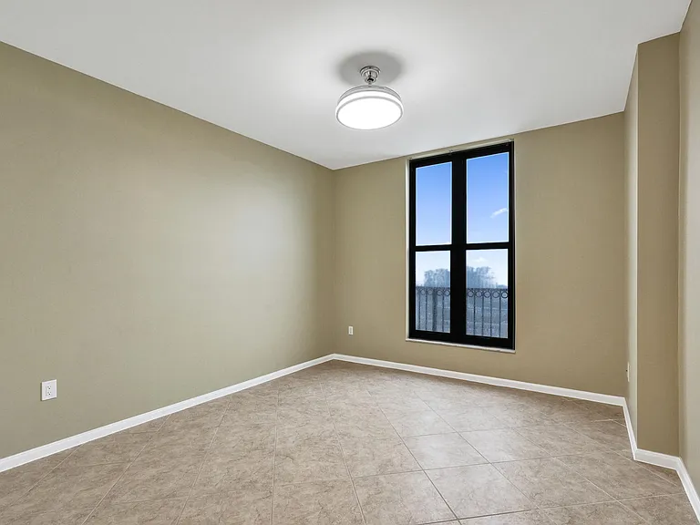 651 Okeechobee Blvd #1010 — Photo 16