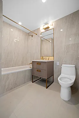 Rented by Square Realty Global Inc | media 24