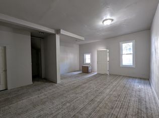 2809 W Clarke St #12811, Milwaukee, WI 53210