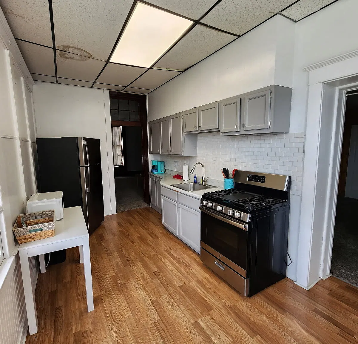 Unique 1 Bedroom Apartment — Photo 4