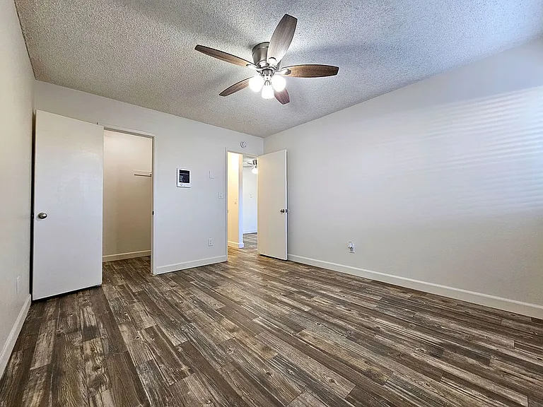 Greentree Apartments — Photo 22