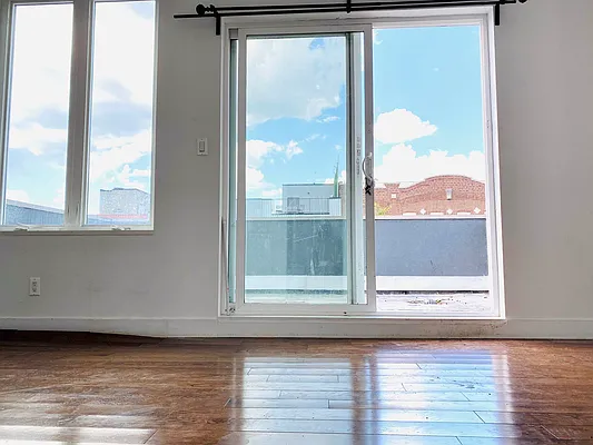 Rented by Blue Egg Realty Corp | media 13