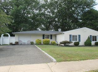 4 Carnegie Dr, Farmingville, NY 11738