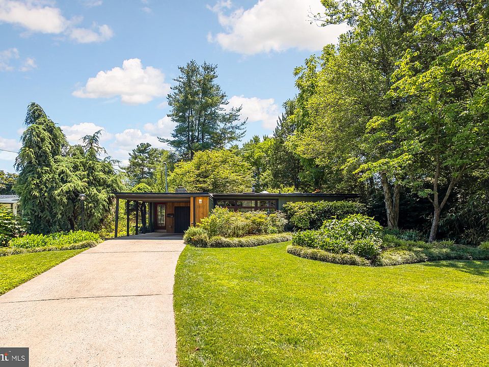 1st image of 7817 Holmes Run Dr