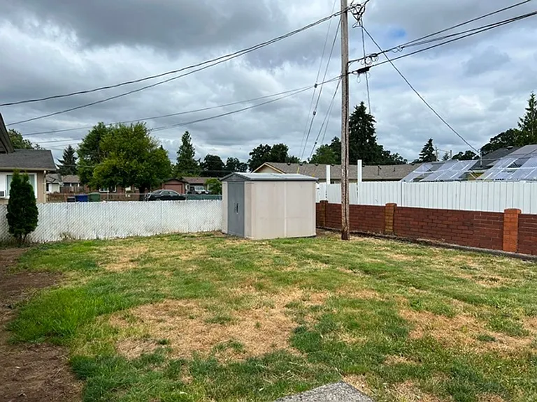385 Dianne Ct — Photo 40
