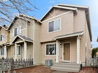 1068 W Hist Columbia River Hwy, Troutdale, OR