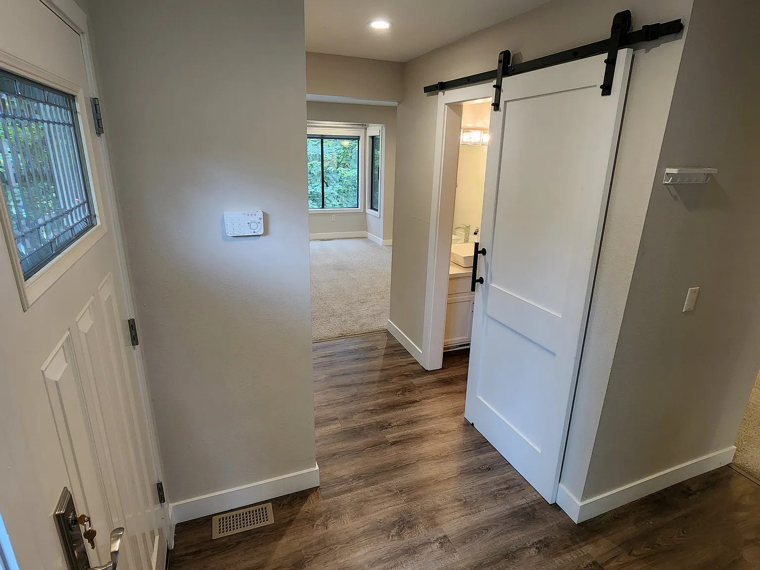 2 bed, 2.5 bath, 1780 sqft, $3,995 — Photo 3