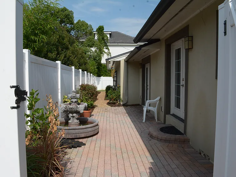 1680 Palmer Ave — Photo 22