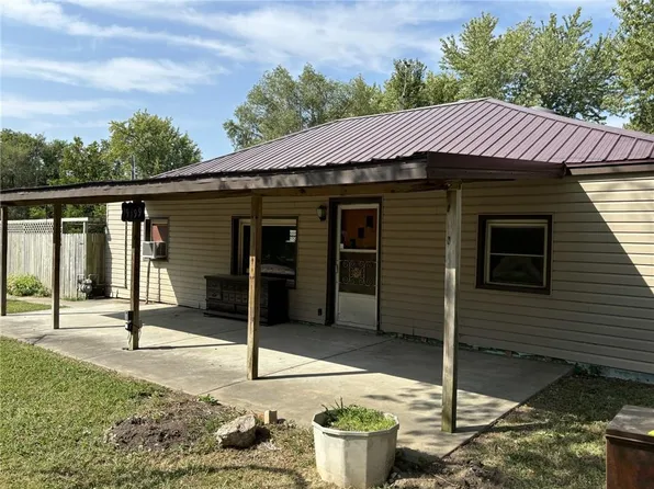 19199 SW Ransom Ave, Welda, KS 66091