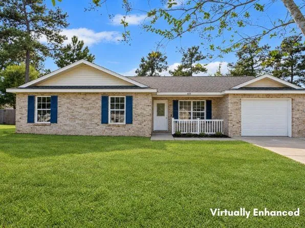 633 Rustling Pines Blvd, Midway, FL 32343