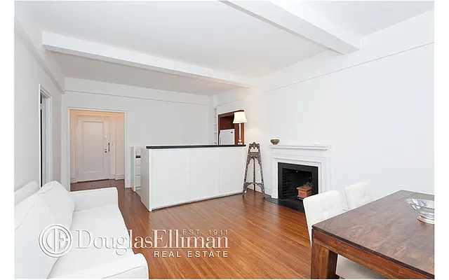 Rented by Douglas Elliman | media 4