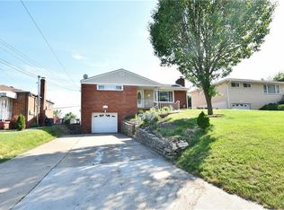 1614 Hollyrood Rd, Pittsburgh, PA 15227