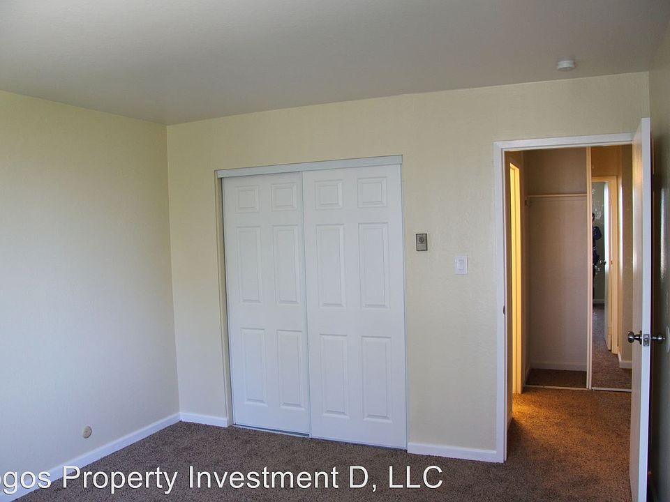 2nd image of 90 Kent Ct APT 6