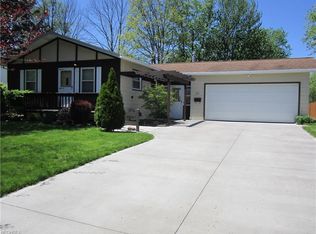 211 Whitman Blvd, Elyria, OH 44035